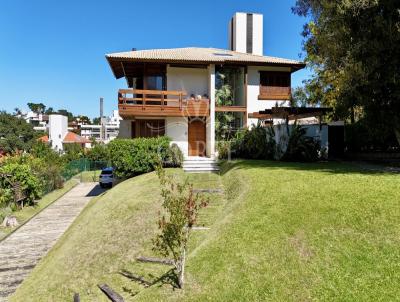 Casa em Condom�nio para Venda, em Florian�polis, bairro Cacup�, 3 dormit�rios, 5 banheiros, 3 su�tes, 4 vagas