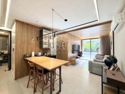 Apartamento para Venda, em Florian�polis, bairro Cacup�, 2 dormit�rios, 2 banheiros, 1 su�te, 1 vaga